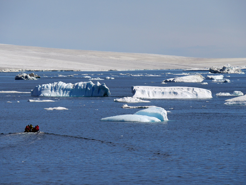 Zodiac Headed for Snowhill Island