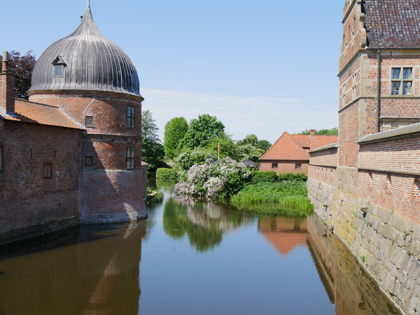 Frederiksborg Castle Wall and Moat, Hillerod