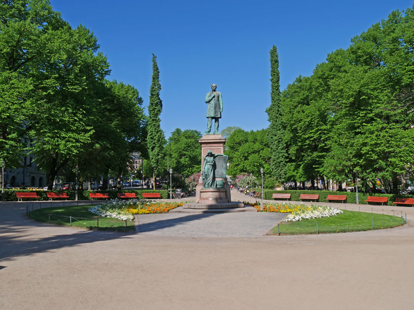 Statue of Johan Ludwig Runeberg, Esplanade, Helsinki