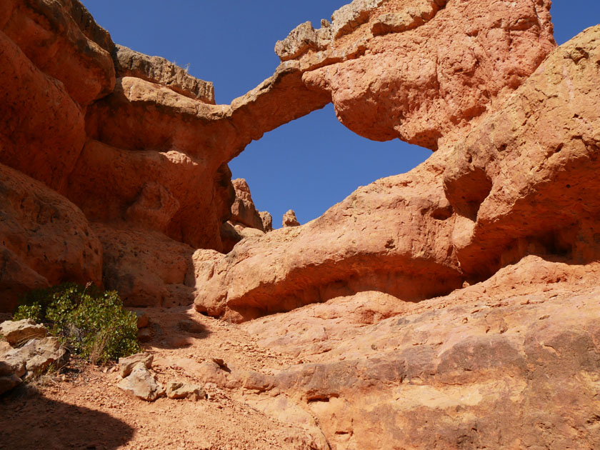 Red Canyon Arches Trail Scenery, Dixie National Forest UT