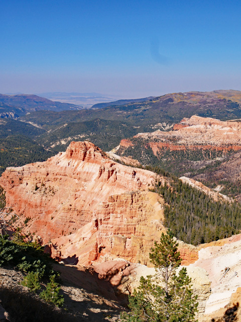 Scenery from Chessman Ridge Overlook, Cedar Breaks NP