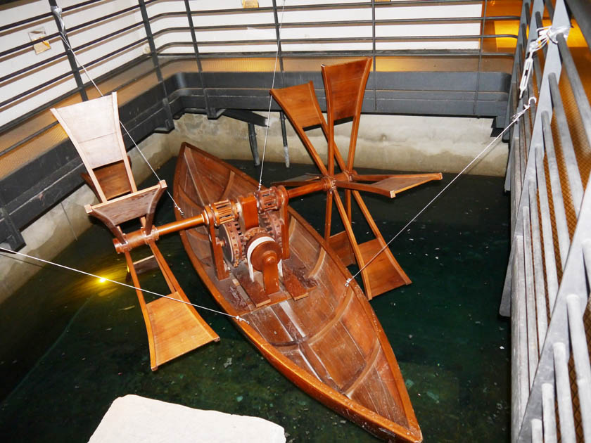 Da Vinci Machines Exhibit, Paddle-Powered Boat