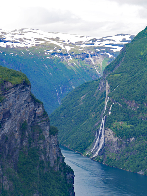 Geirangerfjord Scenery on Coach Tour