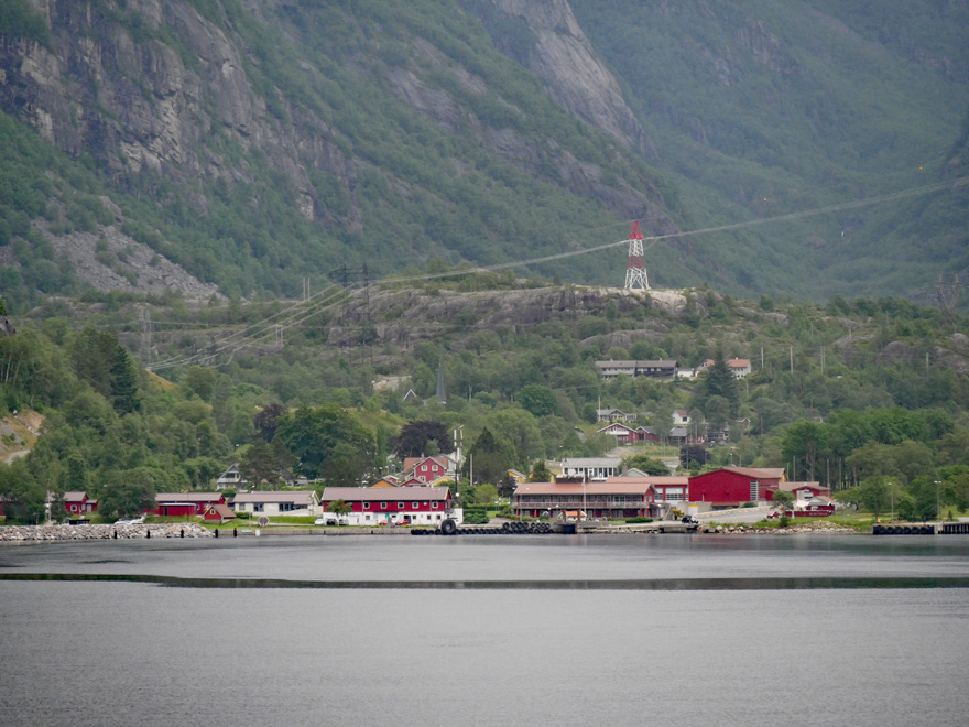 Cruising the Lysefjorden