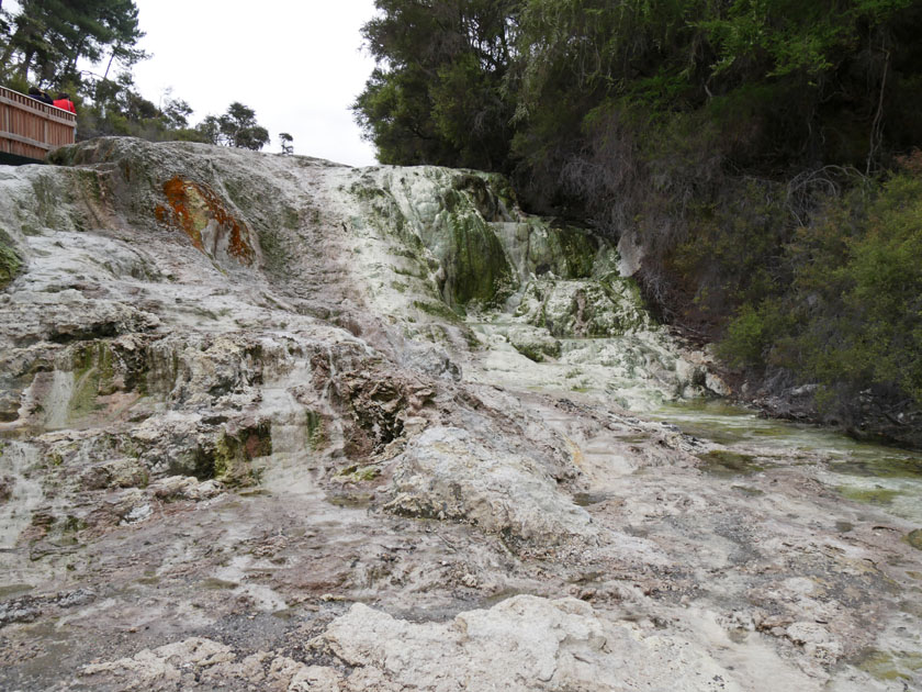 Alum Cliffs at Wai-O-Tapu