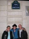 Adolf, Barbara & Jim, Avenue des Champs-Élysées