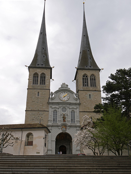 Church of St. Leodegar