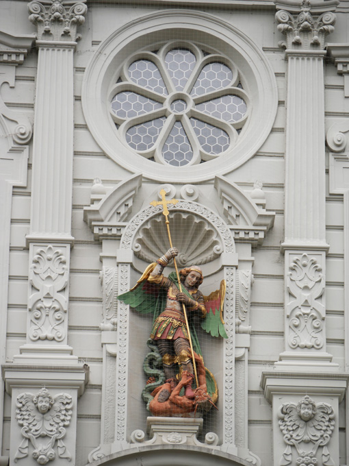 Church of St. Leodegar Entrance Statue and Rose Window