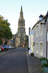 Falkland Parish Church with Kind Kyttock's Kitchen on Cross Wynd