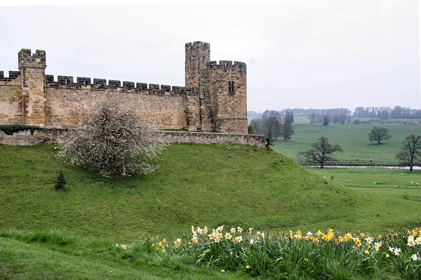 Alnwick Castle - Outside View