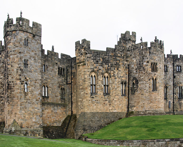 Alnwick Castle - Outside View