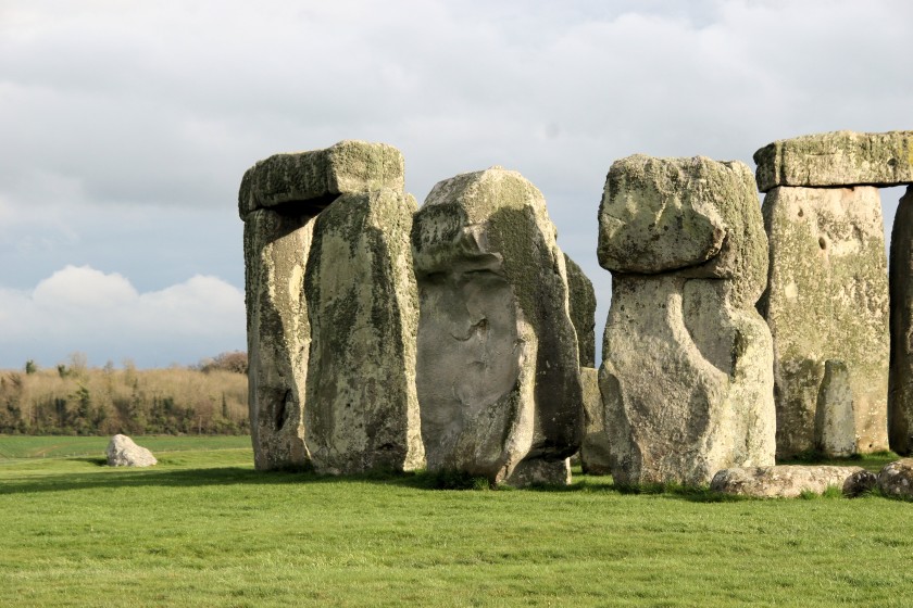 Stonehenge - Outer Sarsen Circle (2300 BC)