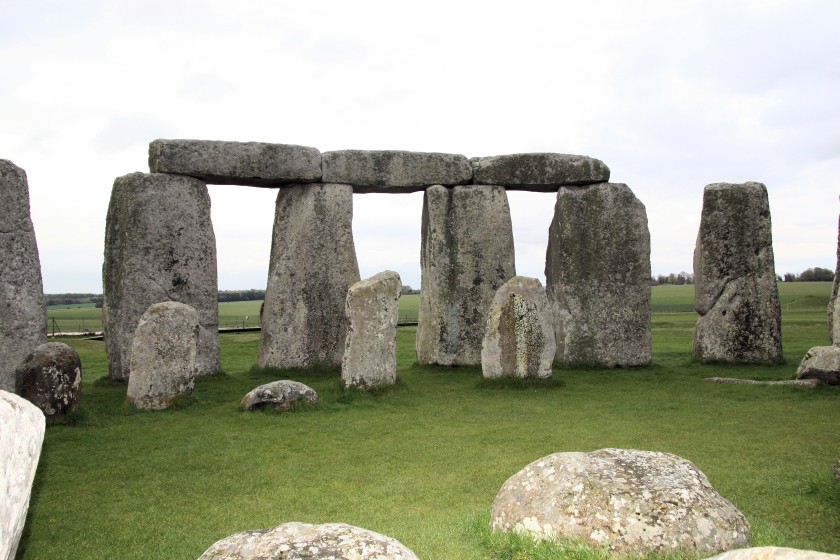 Stonehenge - Outer Sarsen Circle with Partial Bluestone Circle (2000 BC)